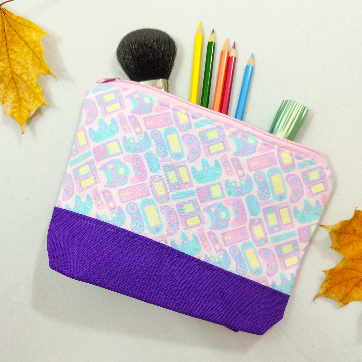 Astuccio grande pad videogiochi - matite