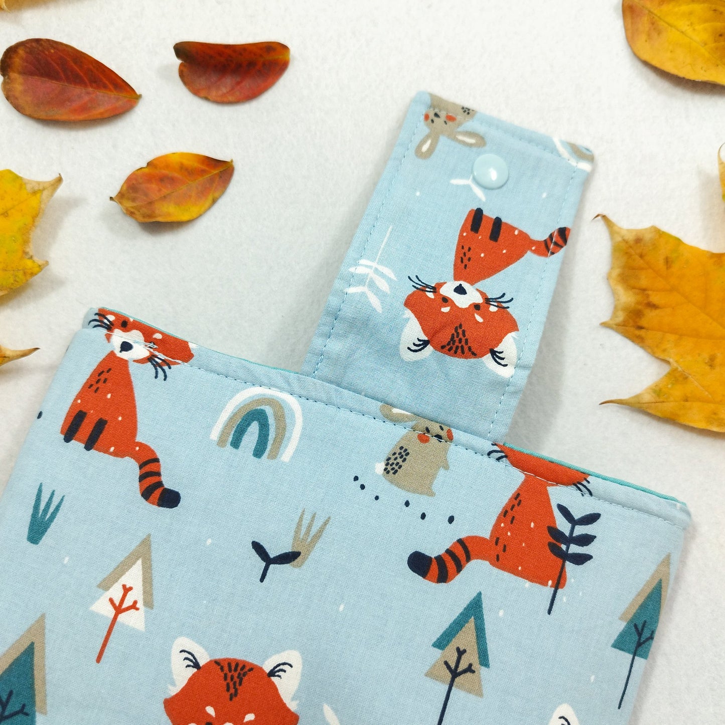 Book sleeve a tema "Panda rossi e coniglietti" | Custodia per libri e cover Kindle