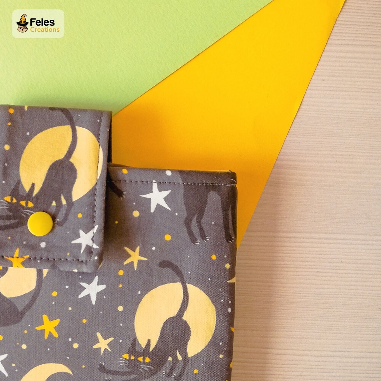 Book sleeve "Gatti e lune" | Custodia per libri e cover Kindle