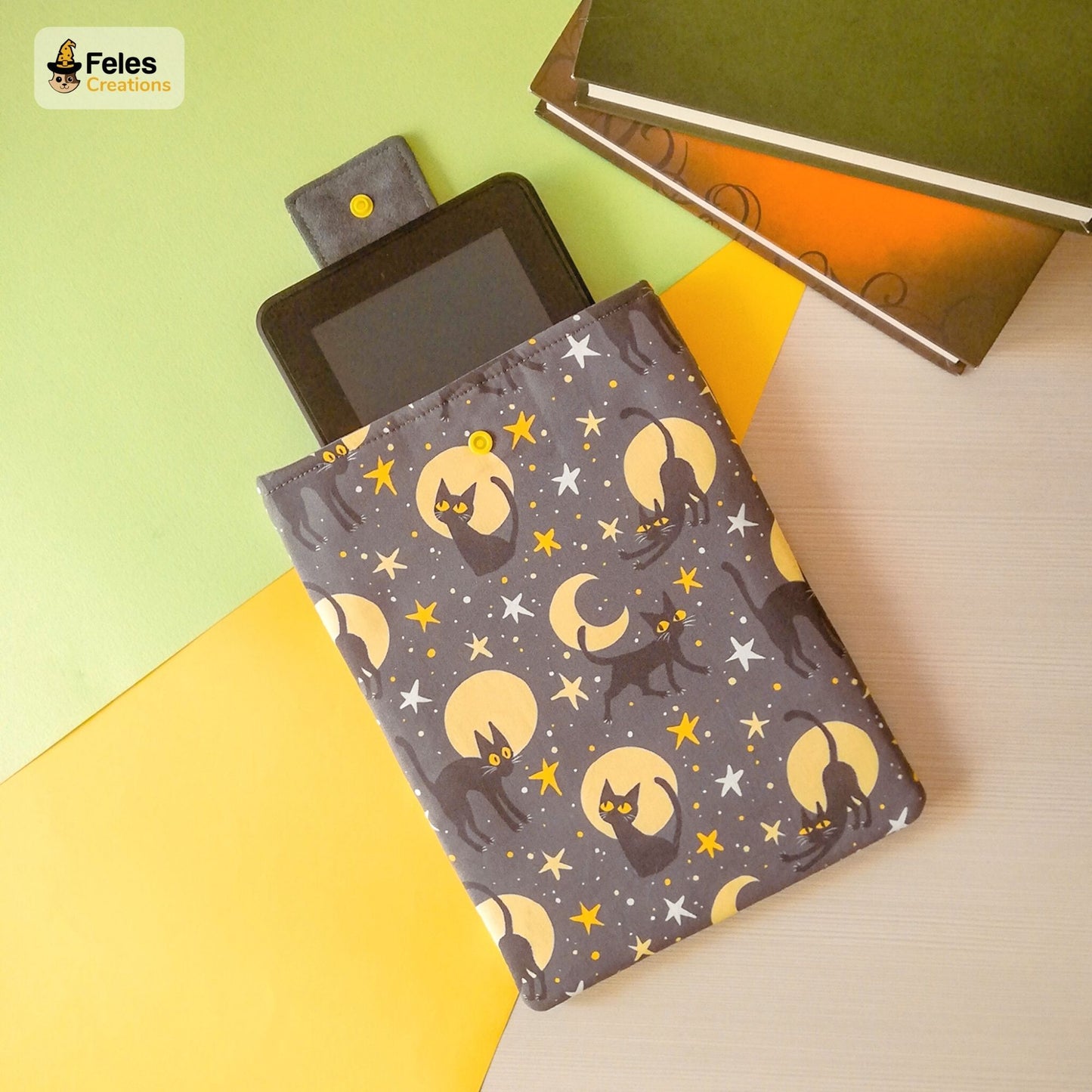 Book sleeve "Gatti e lune" | Custodia per libri e cover Kindle