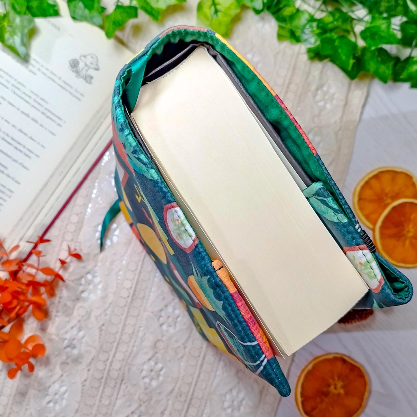 Book cover "Libri e candele" | Custodia per libri regolabile