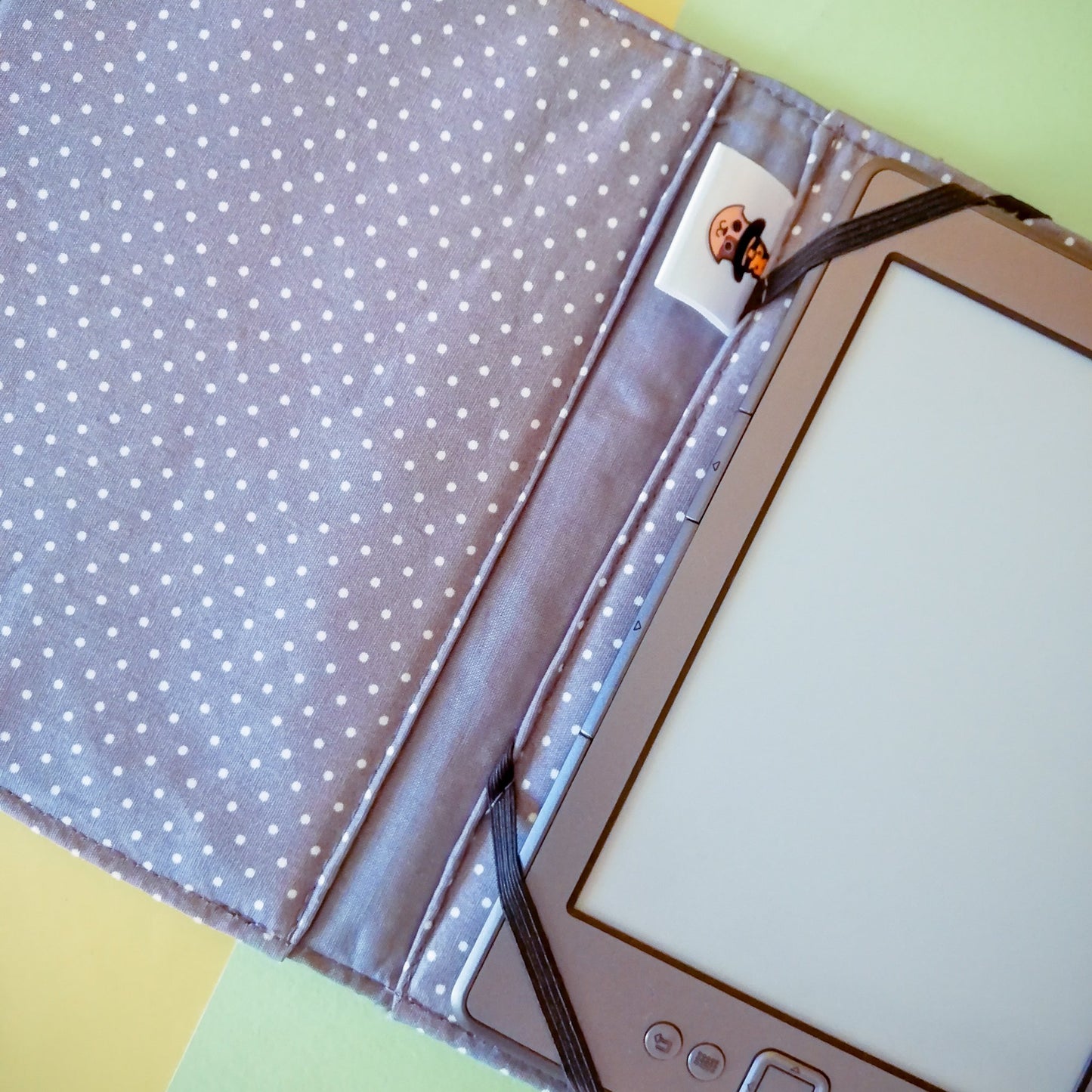 Custodia rigida per ebook reader Kindle e Kobo "Gatti e lune"