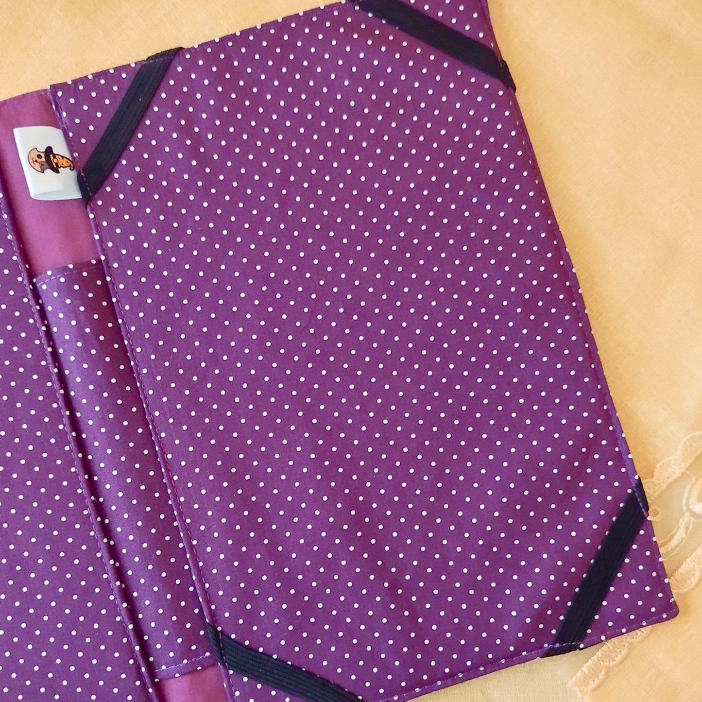 Cover rigida per tablet "Panda lillà"