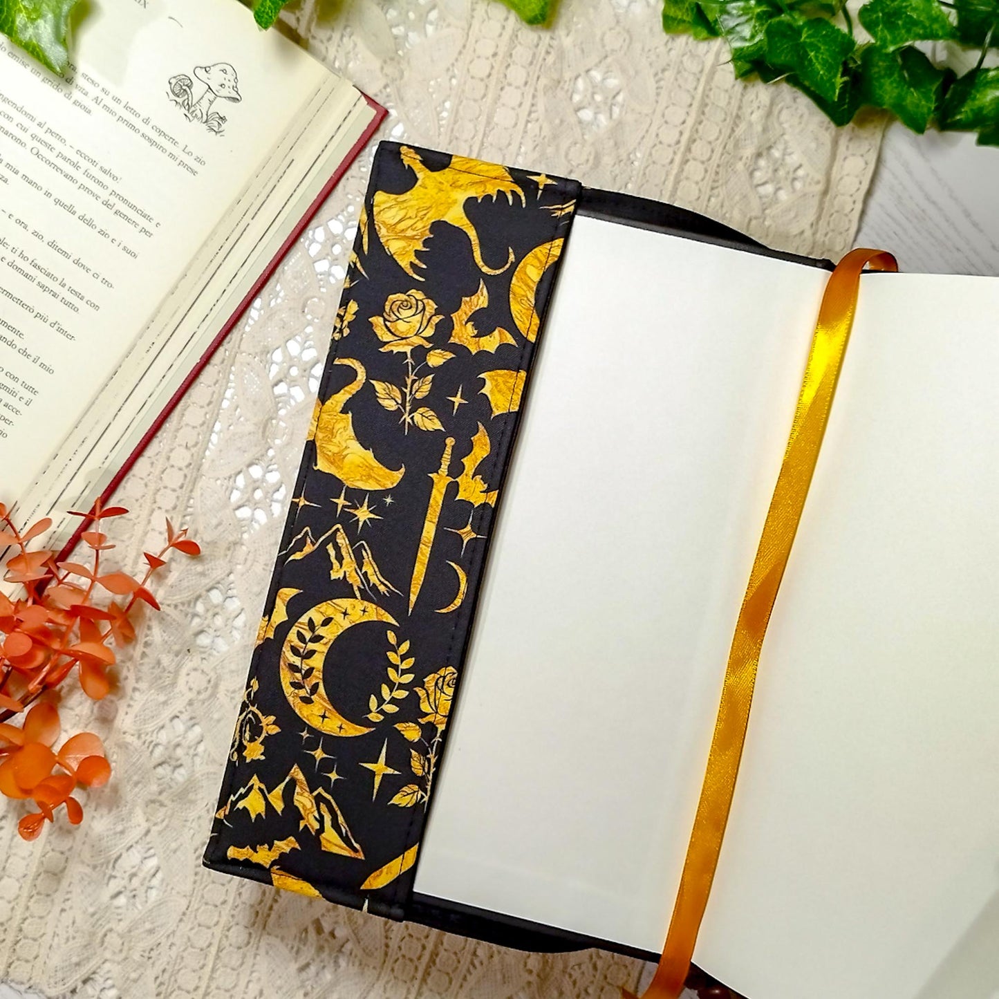 Book cover "Draghi dorati" | Custodia per libri regolabile