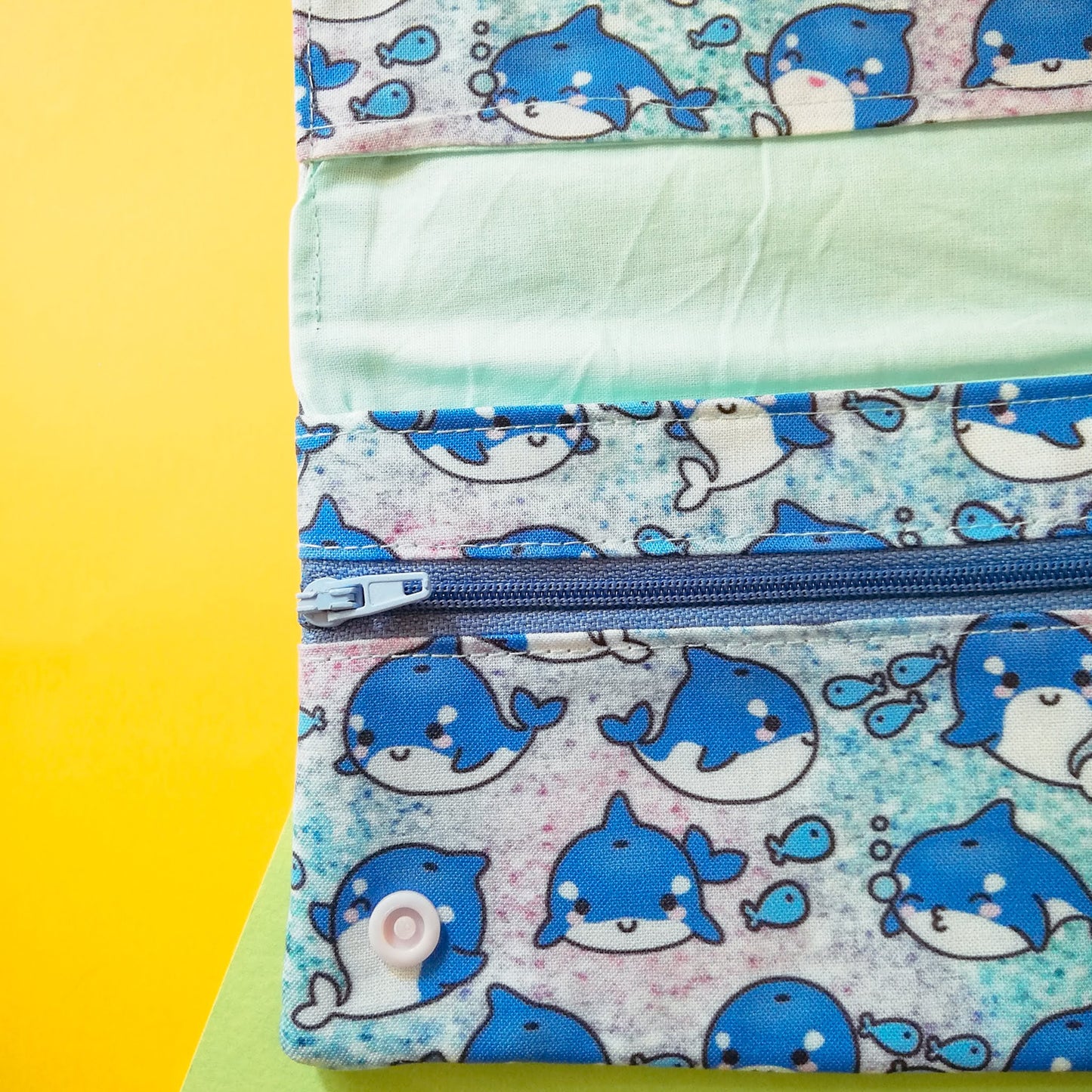 Porta tabacco Orche nel mare