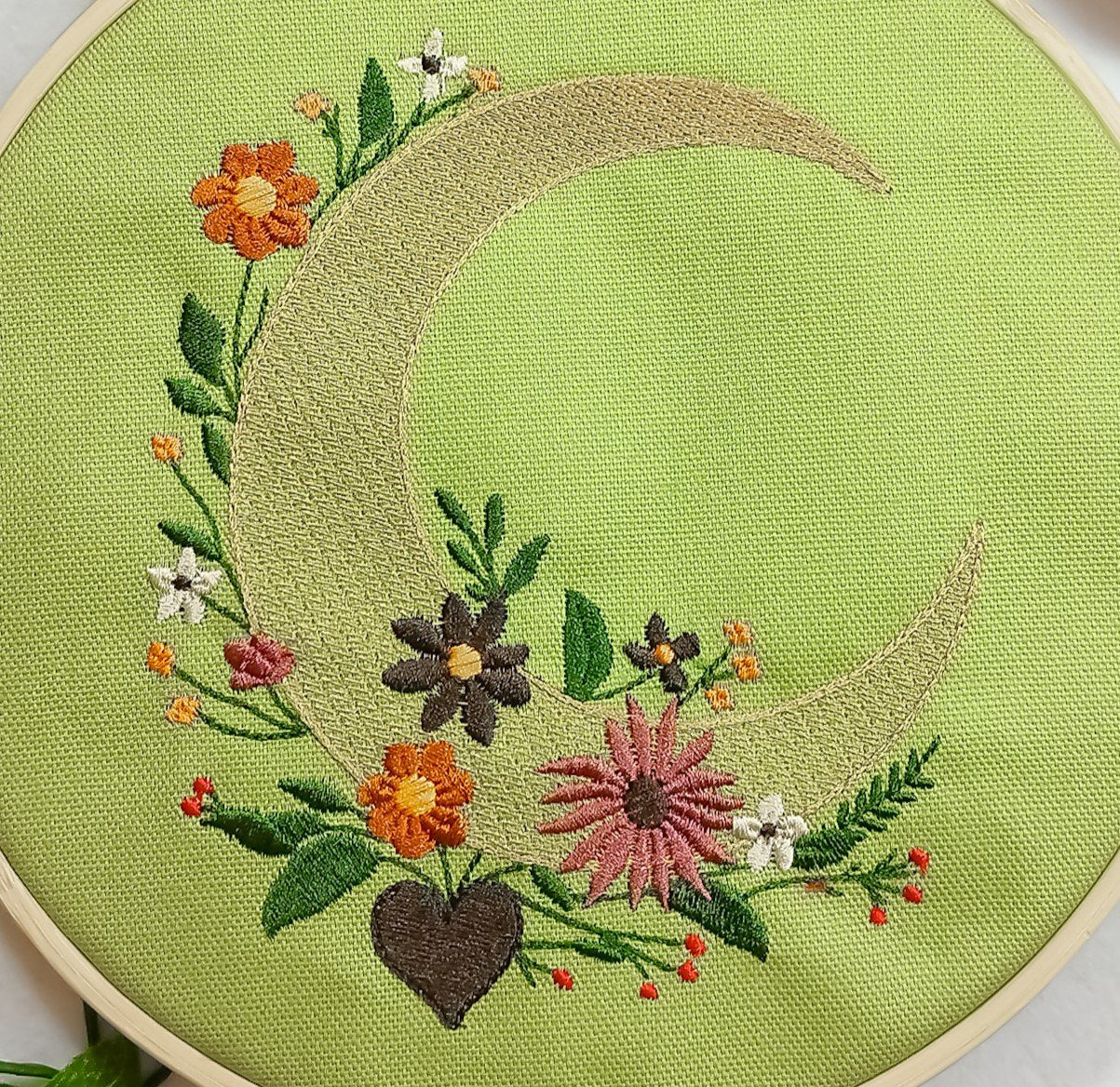 Decoro da parete a tema streghe "Luna e fiori"
