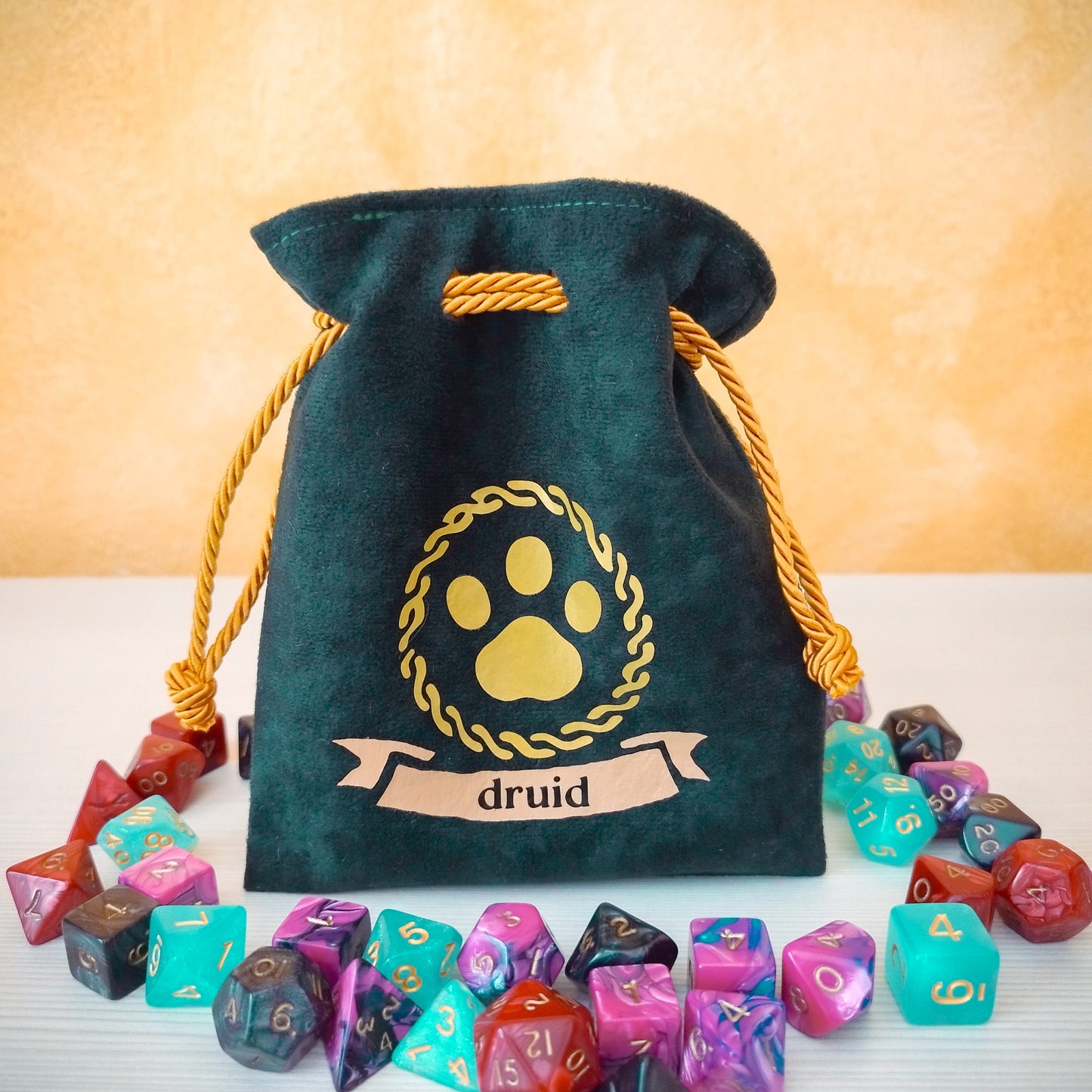 Sacchetto porta dadi classe "Druid" con zampa
