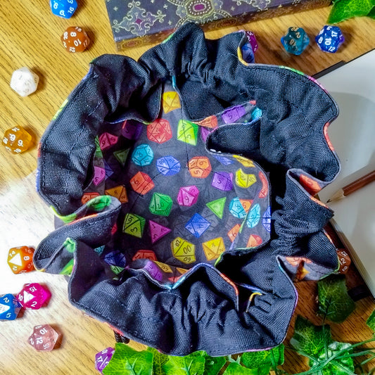 Sacchetto_porta_dadi_con_tasche_fantasy_gdr_color_nero_