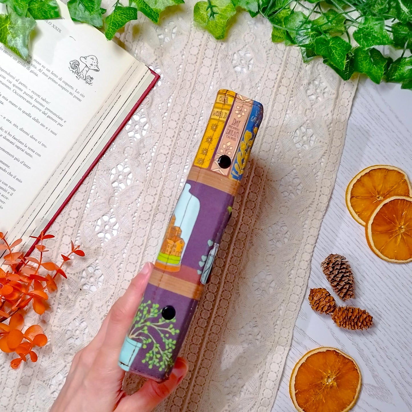 Cover per agenda A6 "Libri sugli scaffali" | Prodotto personalizzato