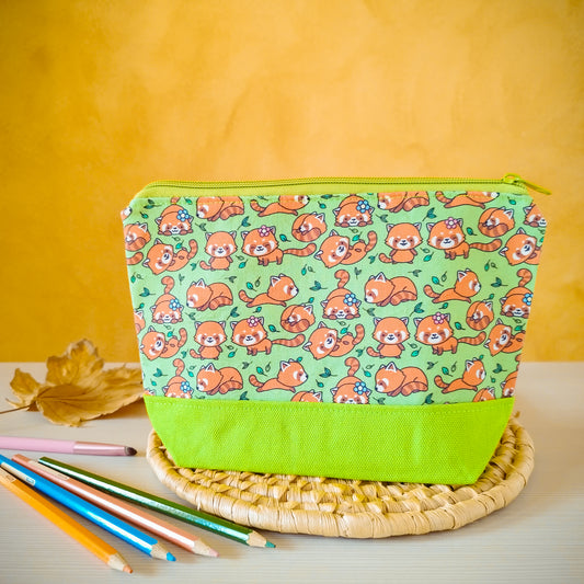 Astuccio grande panda rossi sui prati - retro