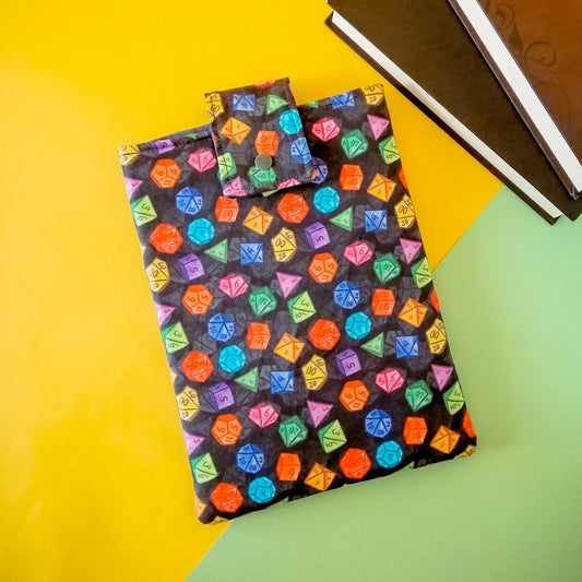Book sleeve "Dadi colorati" | Custodia per libri e cover Kindle