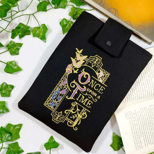Book sleeve ricamata "Once upon a time" | Custodia per libri e cover Kindle