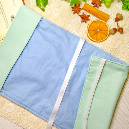 Book cover ricamata "Drago sulla nuvola" | Custodia per libri regolabile