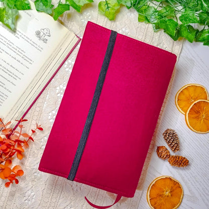 Book cover ricamata "Never have enough books" | Custodia per libri regolabile