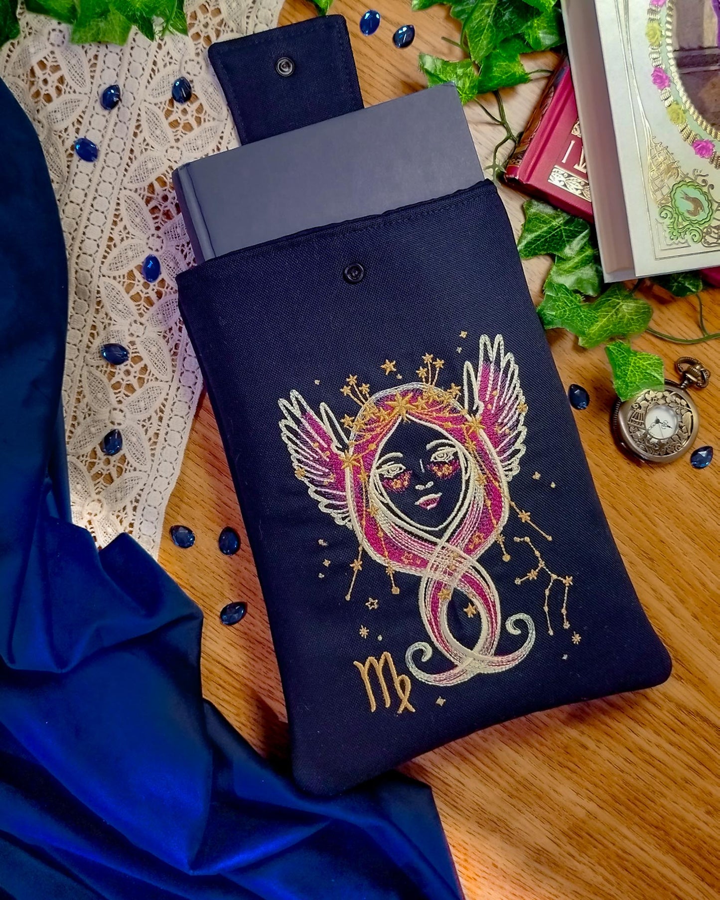 Book sleeve cover per libri ricamate zodiaco vergine - libro