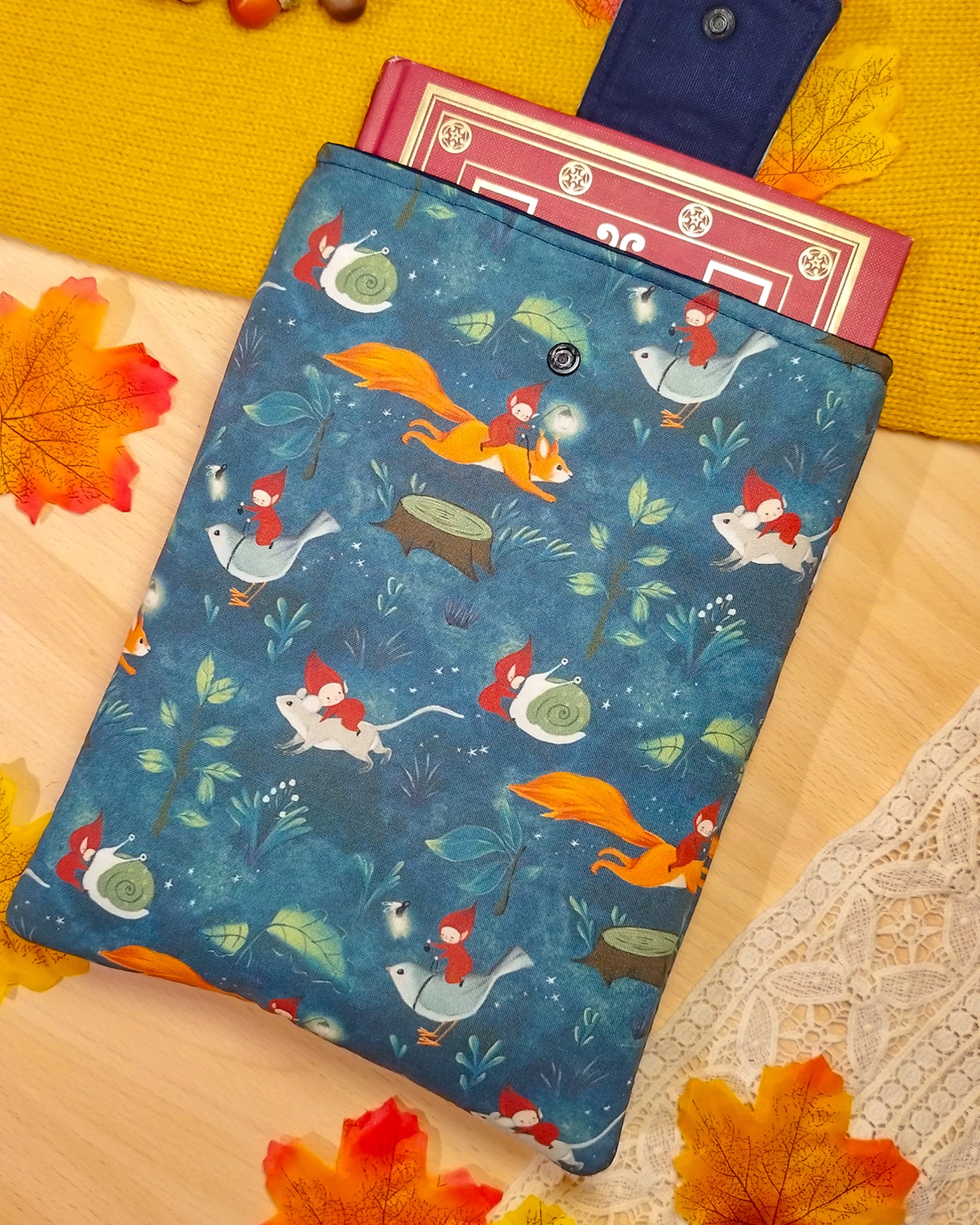 Book sleeve custodia per libri folletti e scoiattoli - libro
