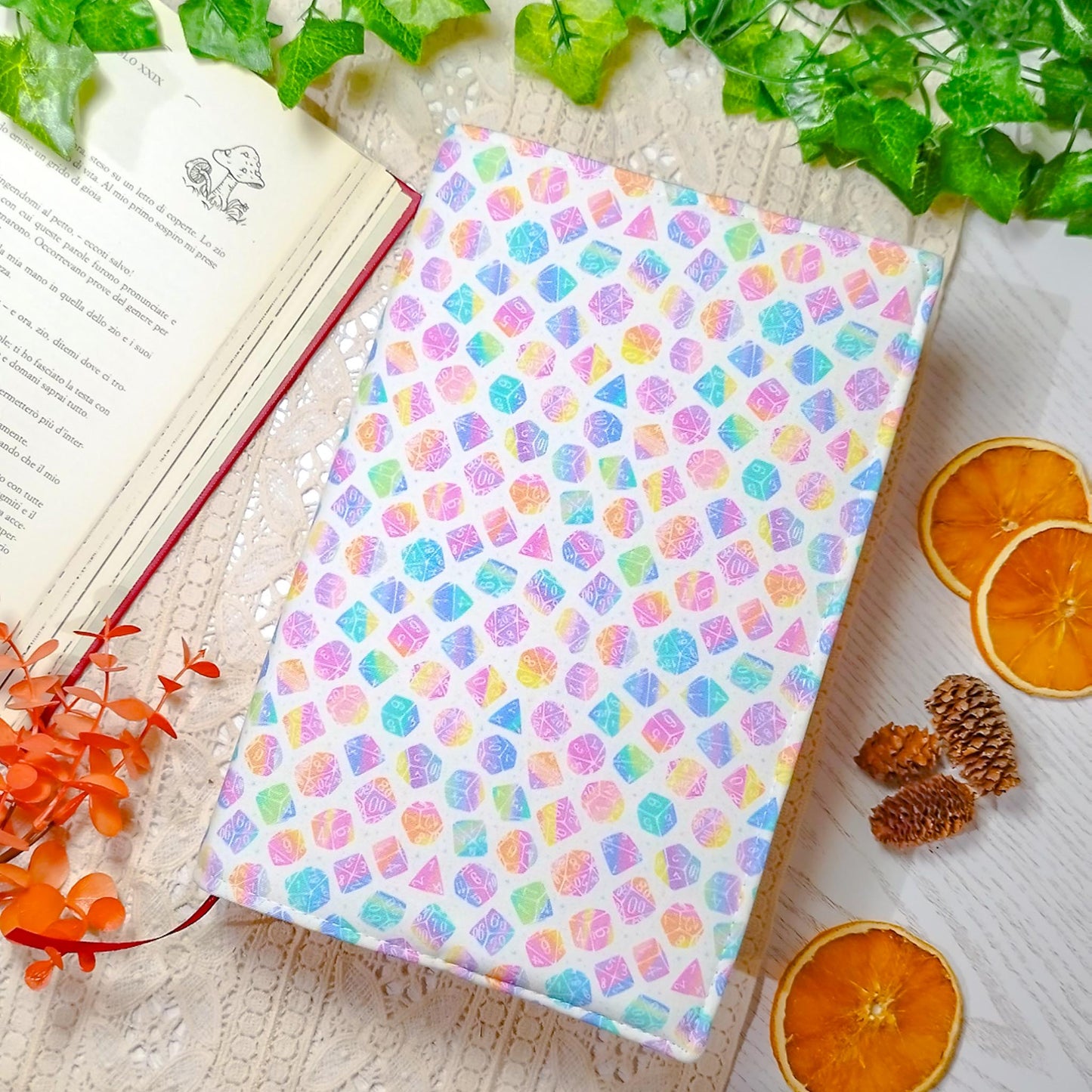 Book cover "Dadi arcobaleno bianca" | Custodia per libri regolabile