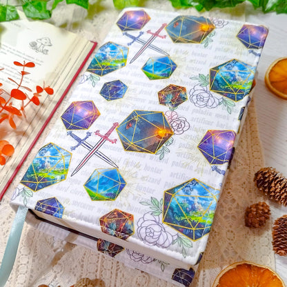 Book cover "Dadi e fiori" | Custodia per libri regolabile