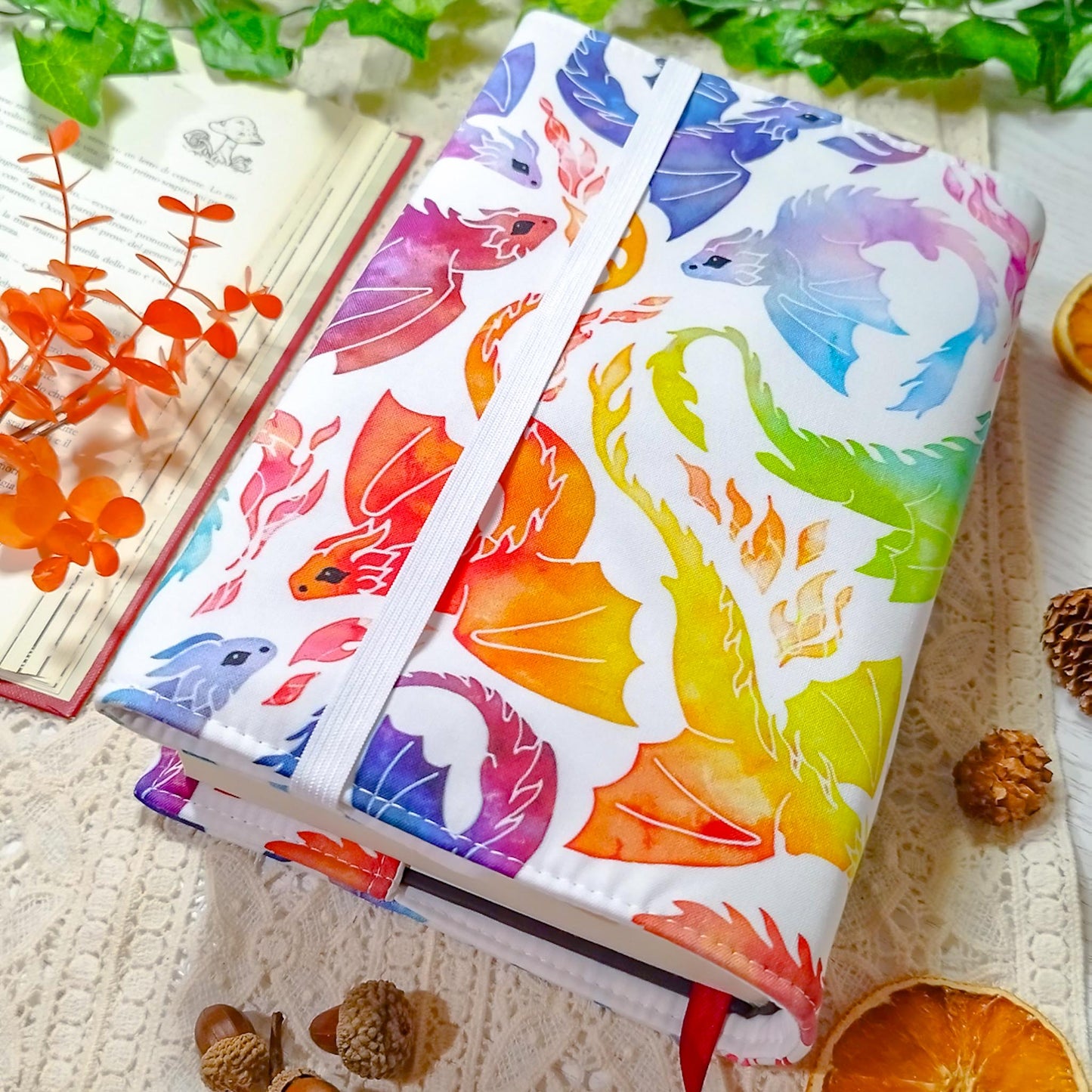 Book cover "Draghi che volano arcobaleno" | Custodia per libri regolabile