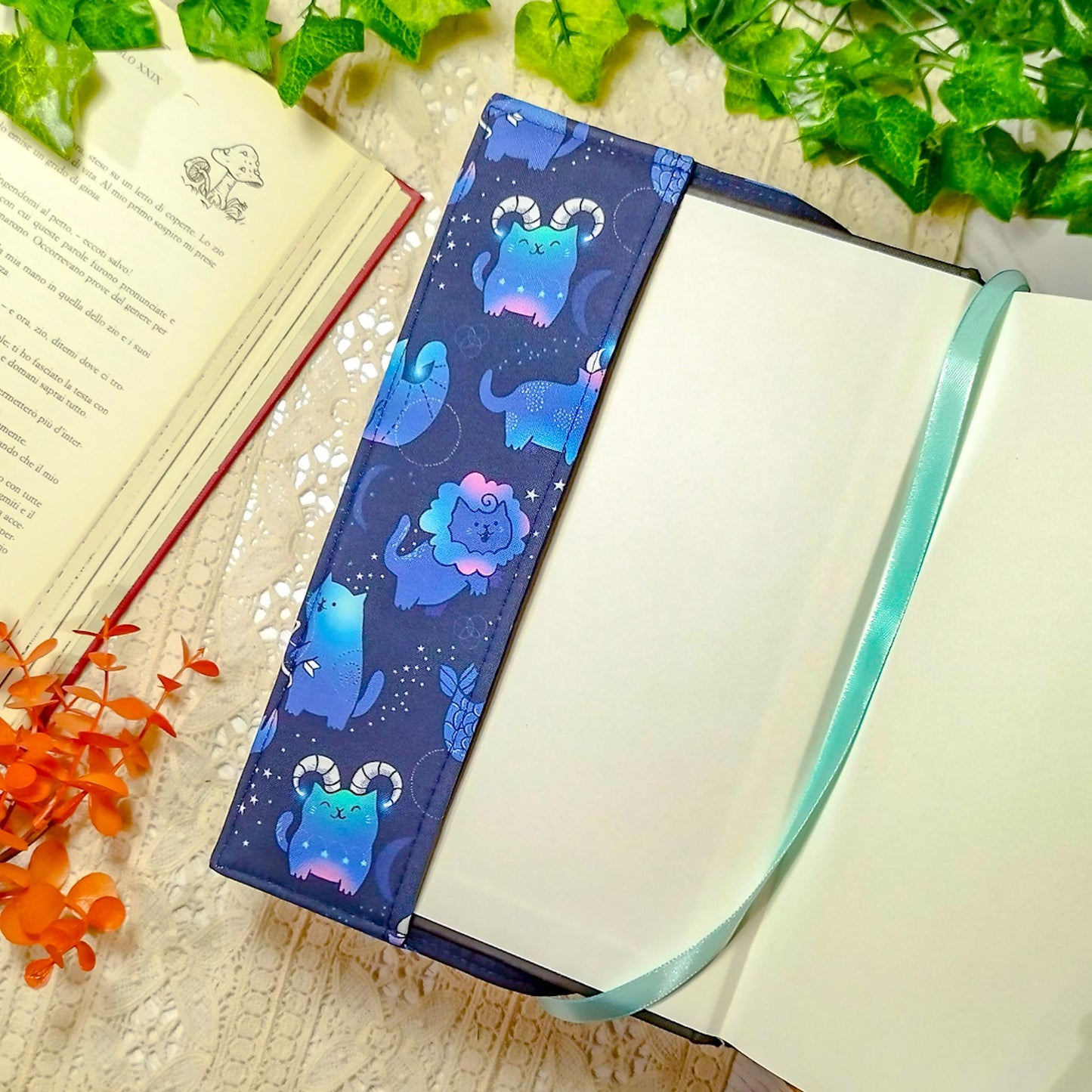 Book cover "Gatti zodiaco" | Custodia per libri regolabile