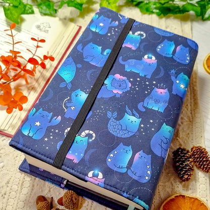 Book cover "Gatti zodiaco" | Custodia per libri regolabile