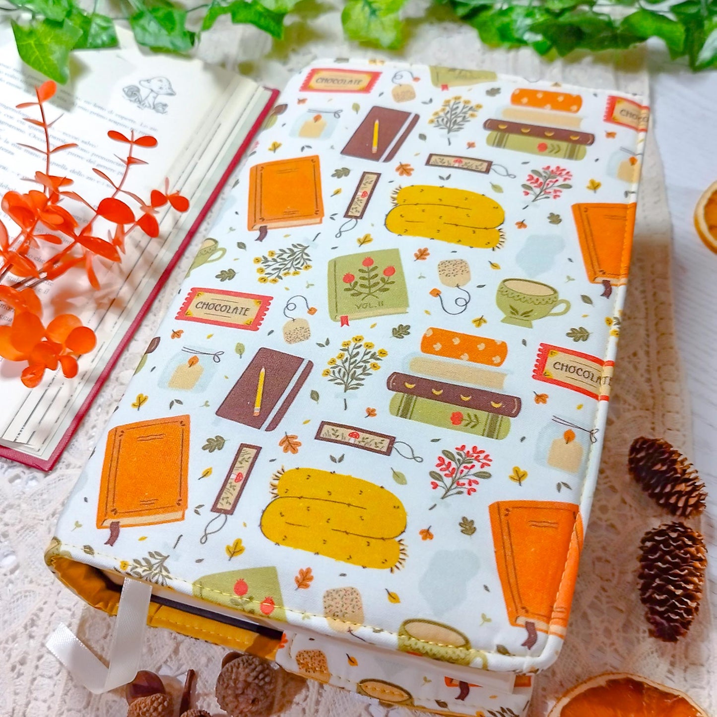 Book cover "Libri in autunno" | Custodia per libri regolabile