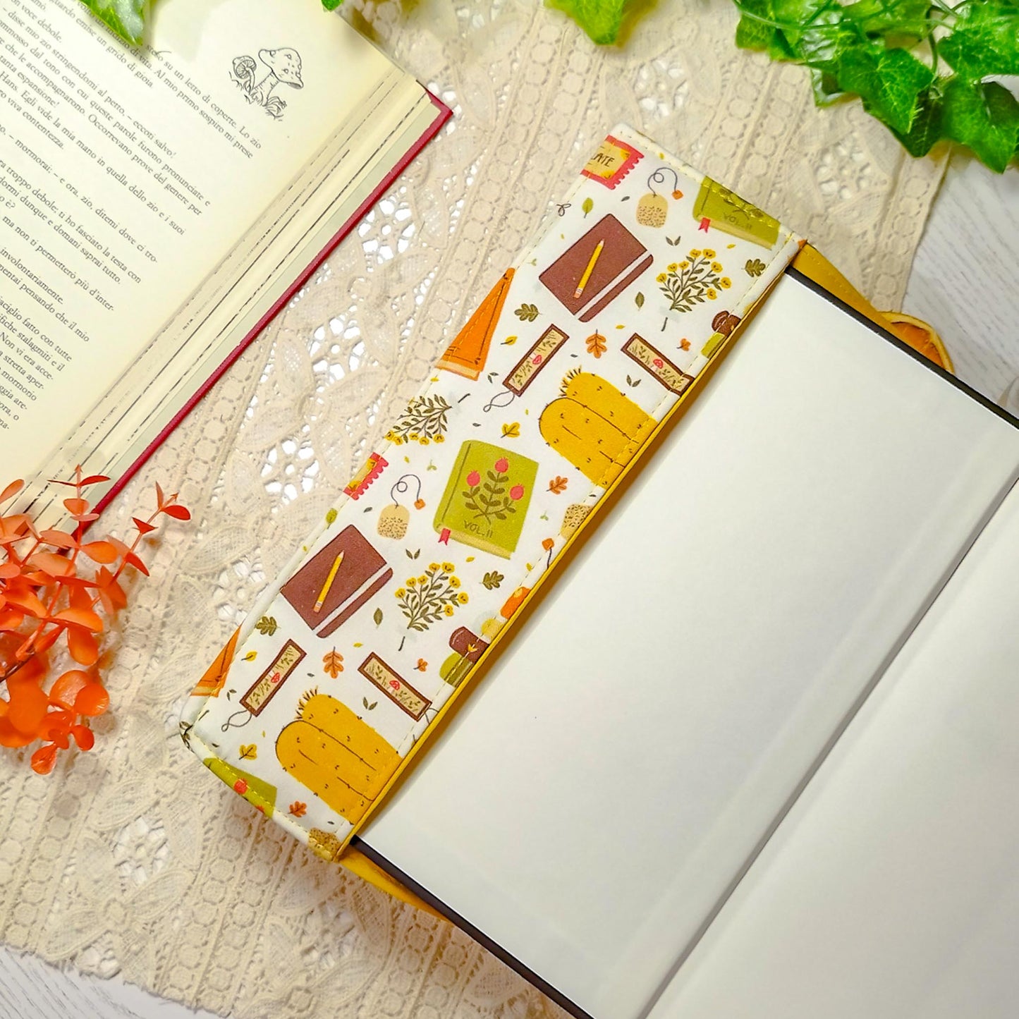 Book cover "Libri in autunno" | Custodia per libri regolabile