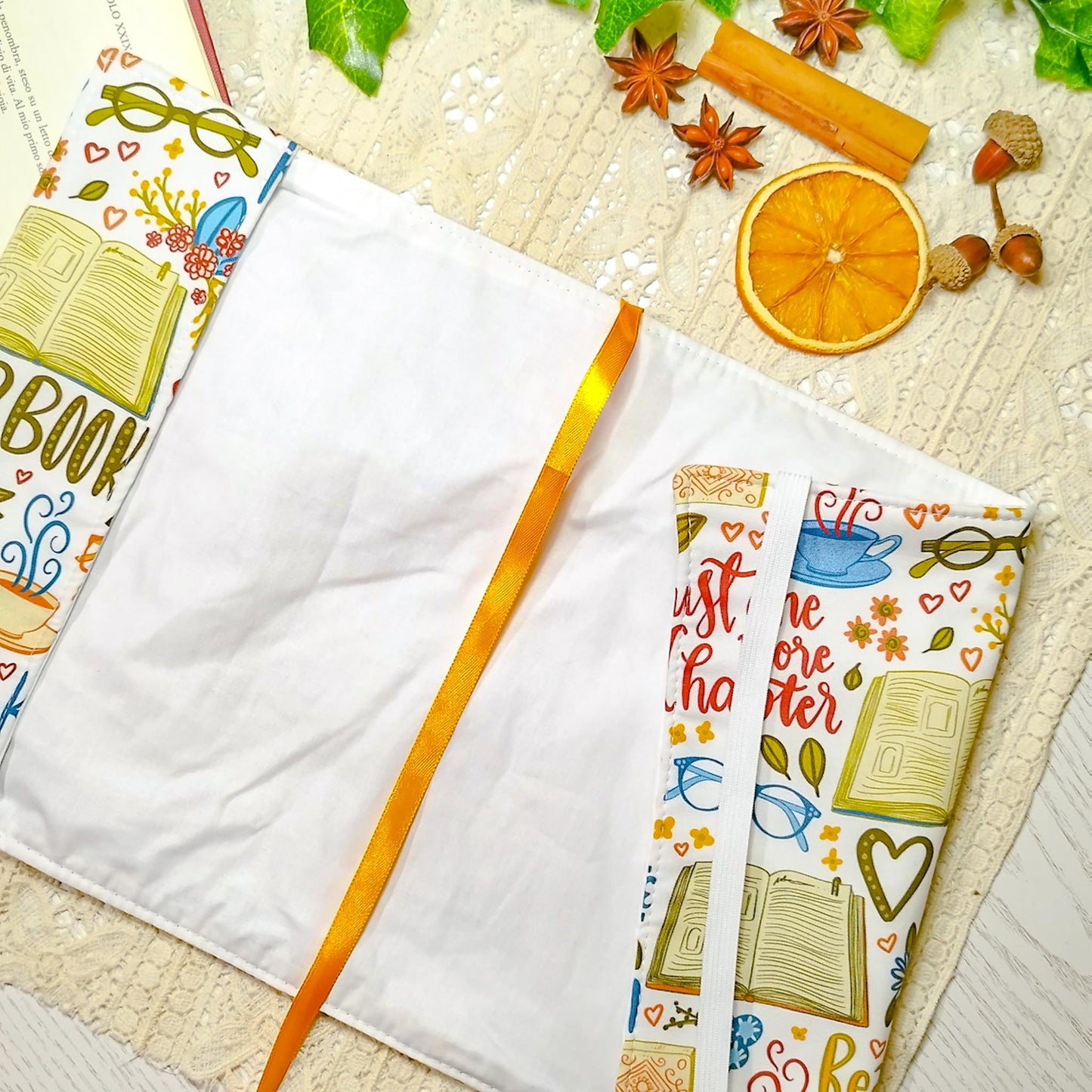 Book cover "Libri romantici" | Custodia per libri regolabile