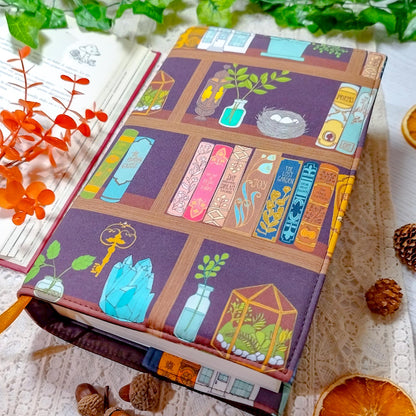 Book cover "Libri sugli scaffali" | Custodia per libri regolabile