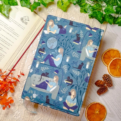 Book cover "Ragazza che legge" | Custodia per libri regolabile