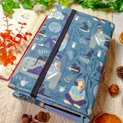 Book cover "Ragazza che legge" | Custodia per libri regolabile