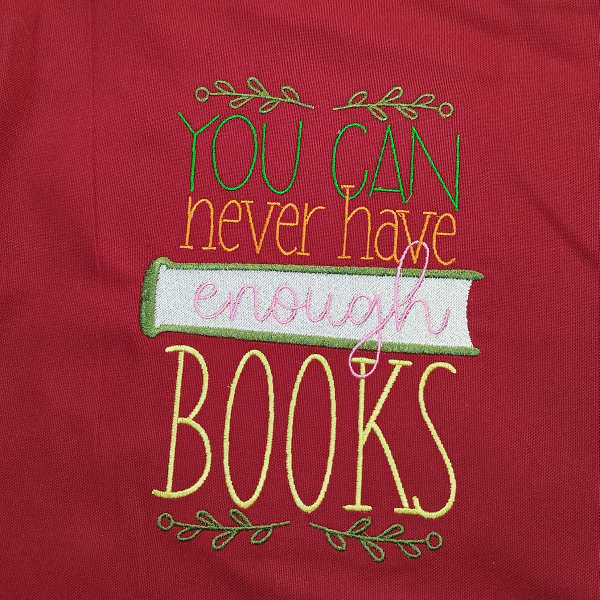 Borsa_shopper_ricamata_fantasy_neve_have_enough_books_rossa_-_dettaglio_ricamo