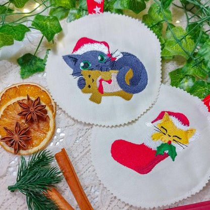 Decoro per l'albero di Natale ricamato Gattino e albero