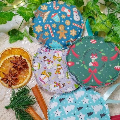 Decoro per l'albero di Natale con varie fantasie