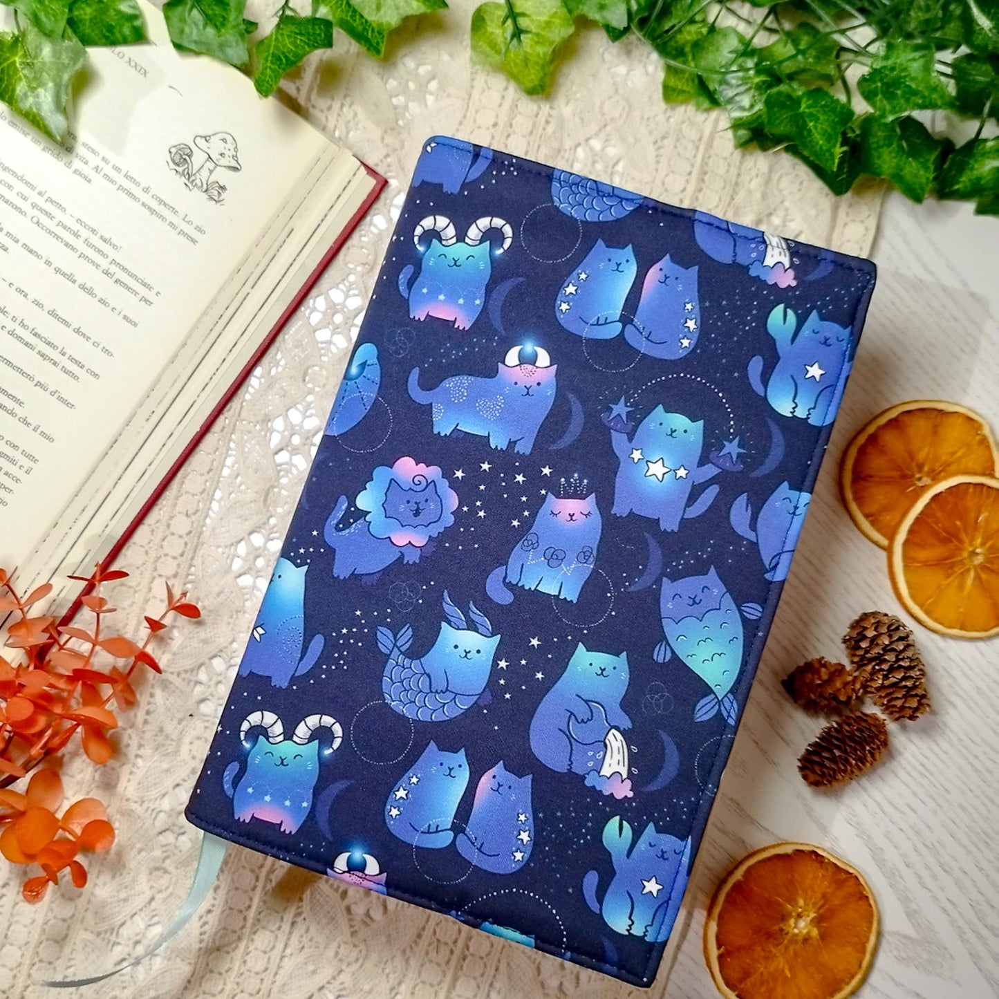 Book cover "Gatti zodiaco" | Custodia per libri regolabile