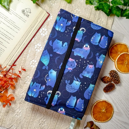 Book cover "Gatti zodiaco" | Custodia per libri regolabile