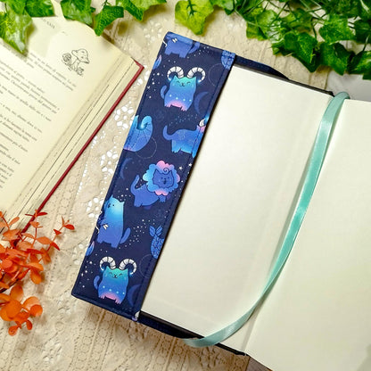 Book cover "Gatti zodiaco" | Custodia per libri regolabile