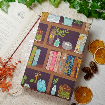 Book cover "Libri sugli scaffali" | Custodia per libri regolabile