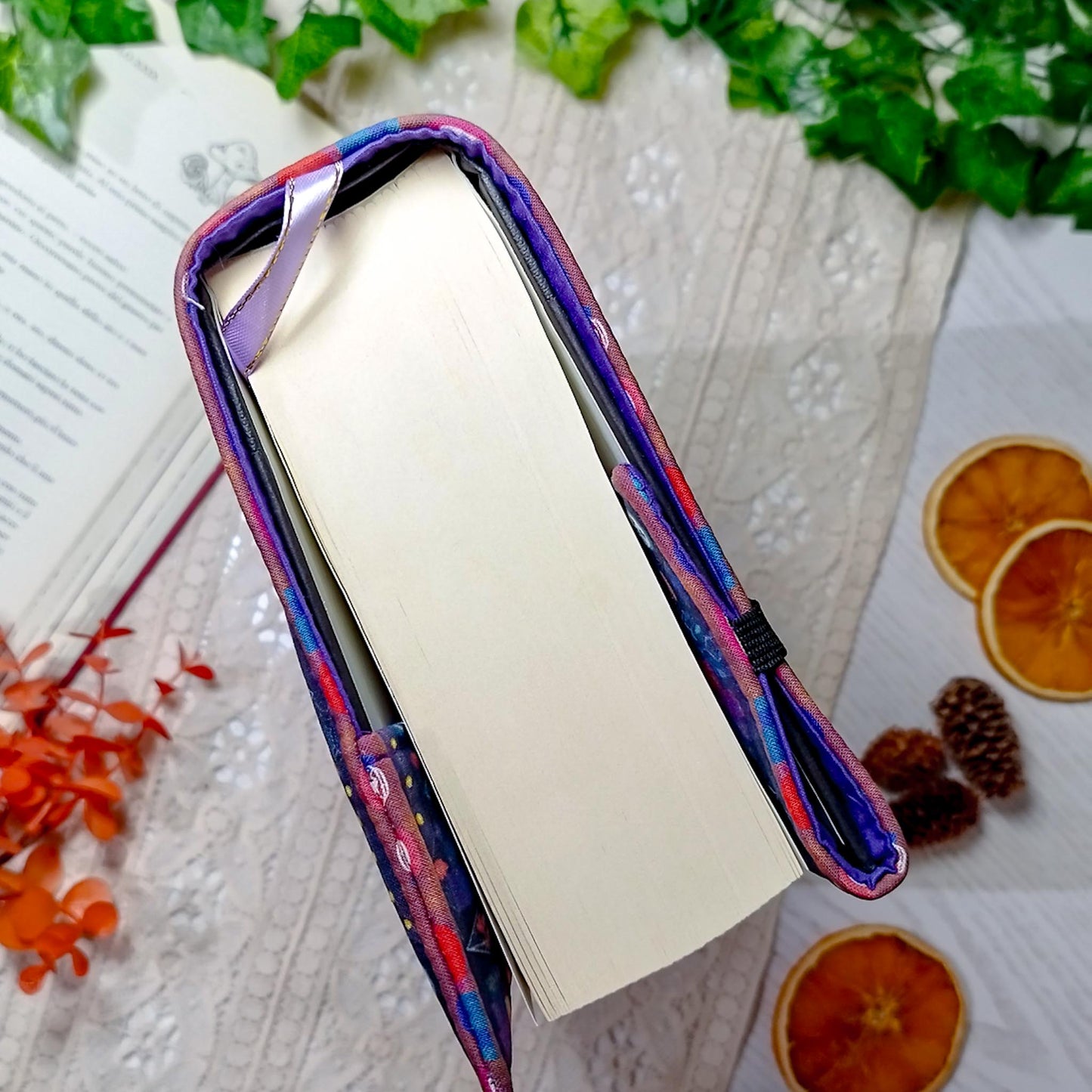 Book cover "Libri delle streghe e candele" | Custodia per libri regolabile