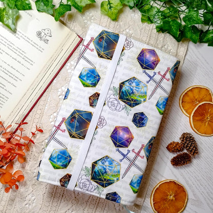 Book cover "Dadi e fiori" | Custodia per libri regolabile