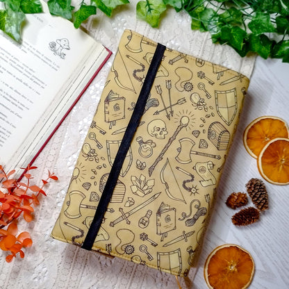 Book cover "Oggetti fantasy marrone" | Custodia per libri regolabile