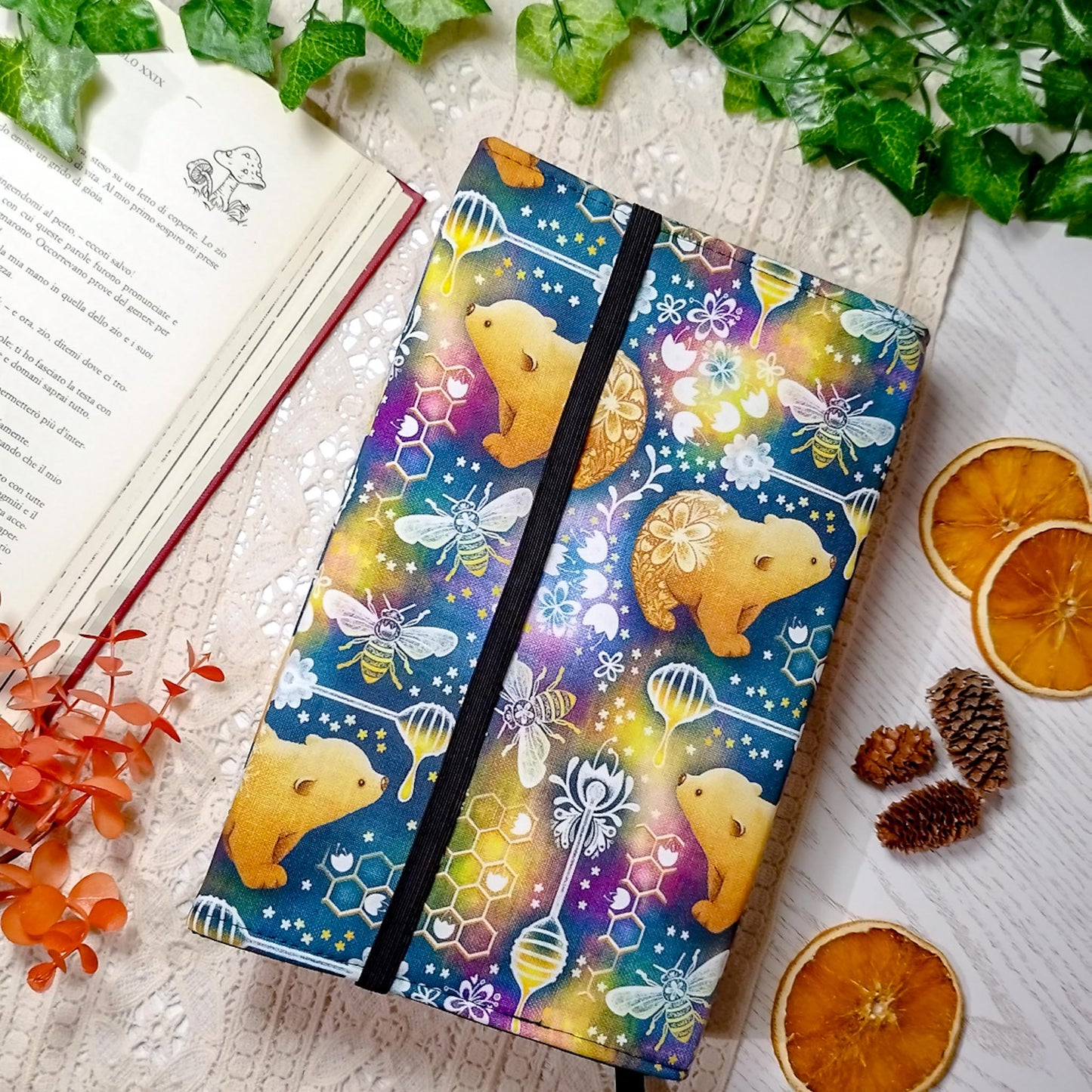 Book cover "Orsi e api" | Custodia per libri regolabile