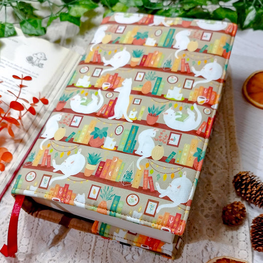 Book cover "Gatti in libreria beige" | Custodia per libri regolabile