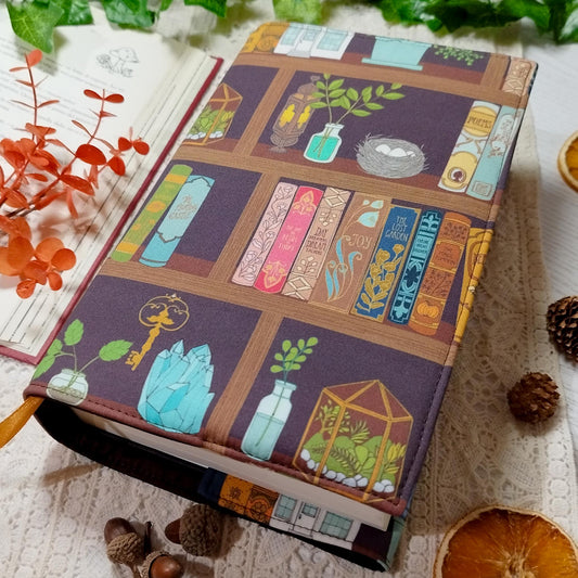 Book cover "Libri sugli scaffali" | Custodia per libri regolabile