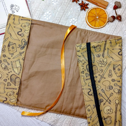 Book cover "Oggetti fantasy marrone" | Custodia per libri regolabile