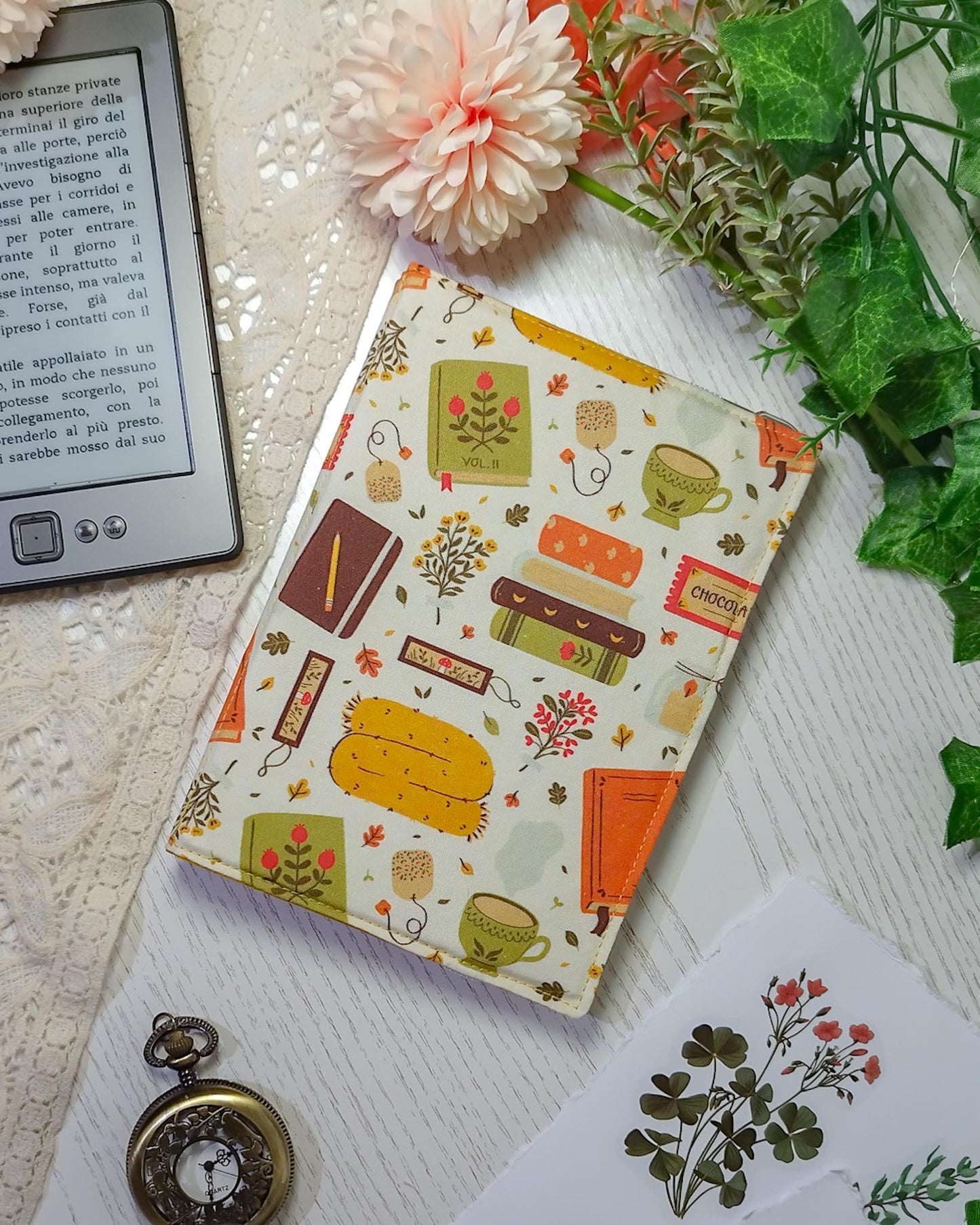 Cover rigida rimovibile per ebook reader Kindle e Kobo "Libri in autunno"
