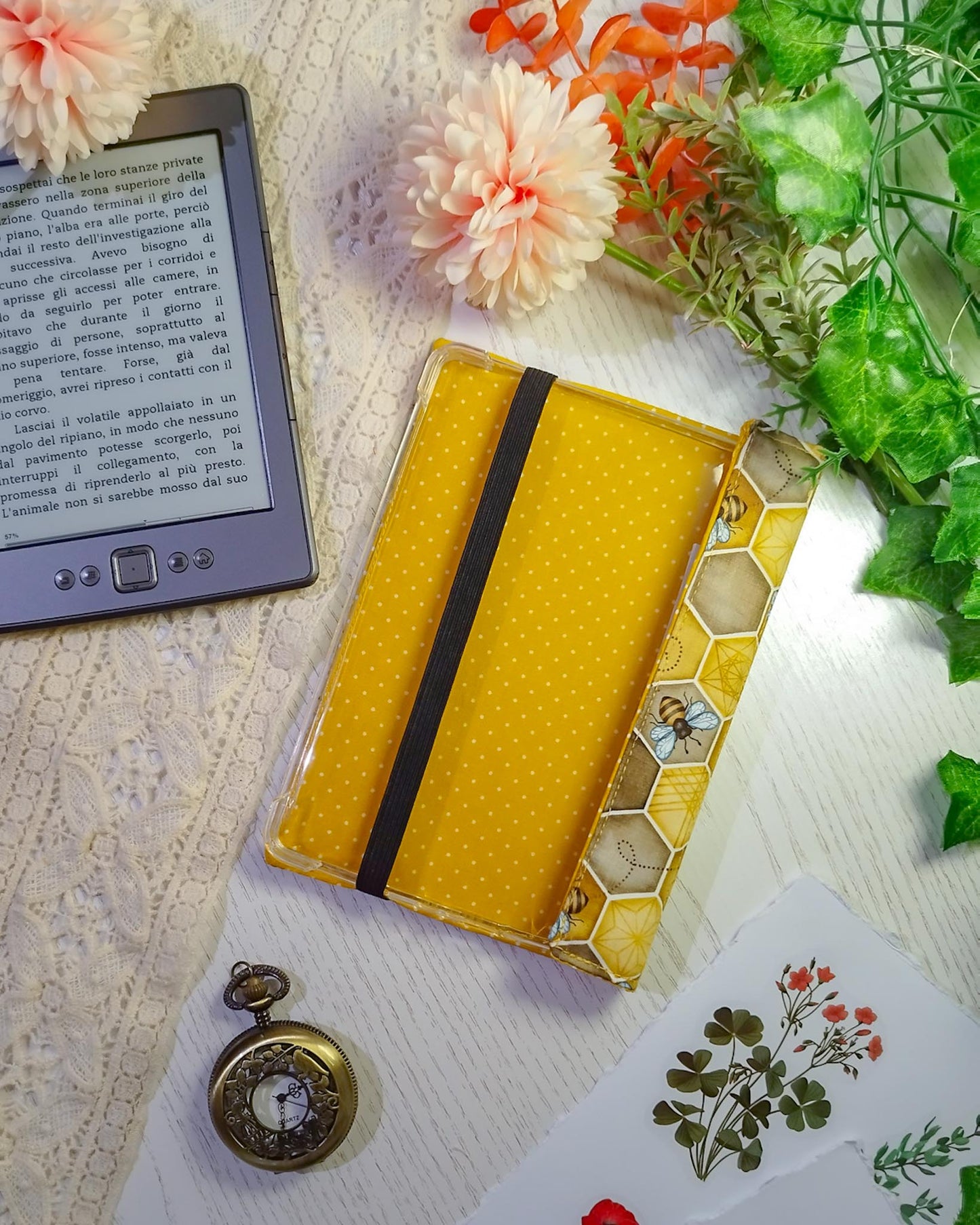 Custodia rigida rimovibile per ebook reader Kindle e Kobo "Api e miele"