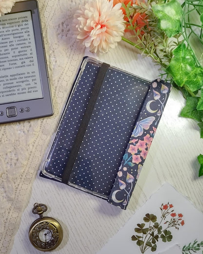 Cover rigida rimovibile per ebook reader Kindle e Kobo "Falene e meduse"