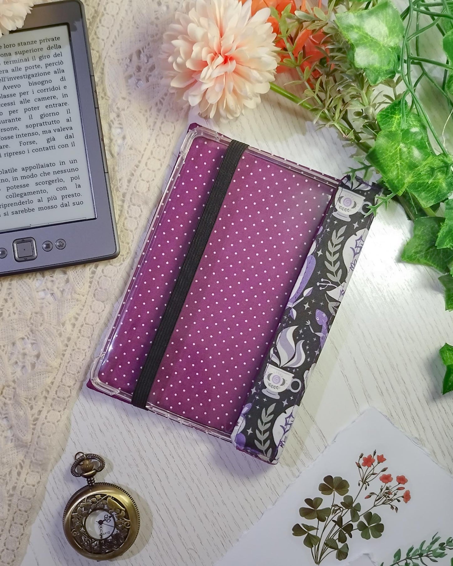 Cover rigida rimovibile per ebook reader Kindle e Kobo "Bosco della strega"