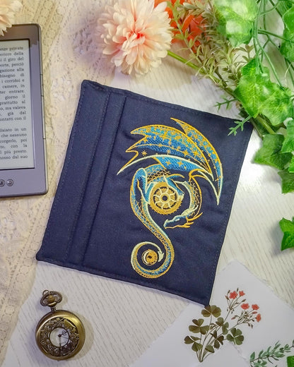 Cover rigida rimovibile ricamata per Kindle e Kobo "Drago e sole celestiale"